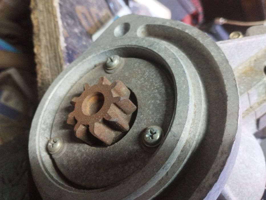 Продам стартер 24v