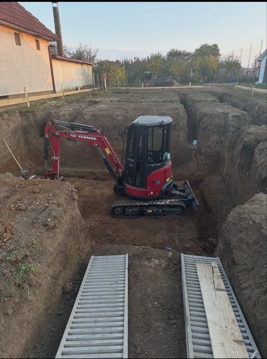 Inchiriat inchiriez miniexcavator picon bobcat basculabila etc