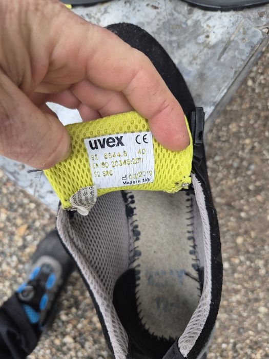 Pantof 40 Uvex pret pereche