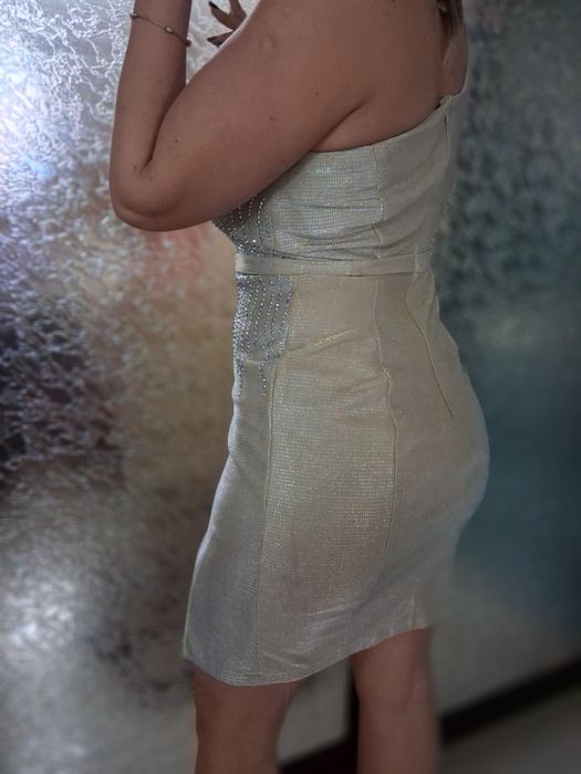 Rochie argintie cu pietre