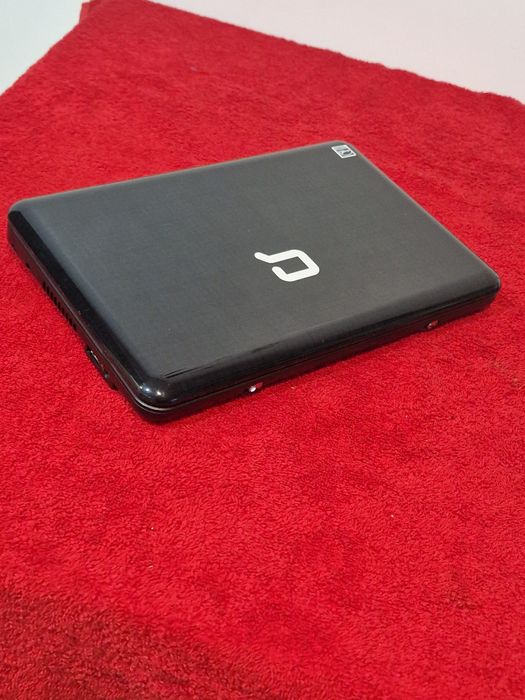 Laptop Compaq  perfect funcțional, baterie ok