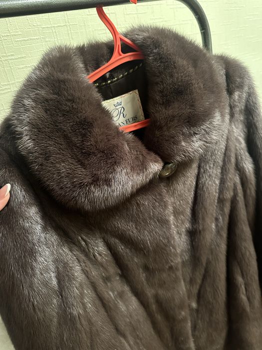 Дорогая норковая шуба