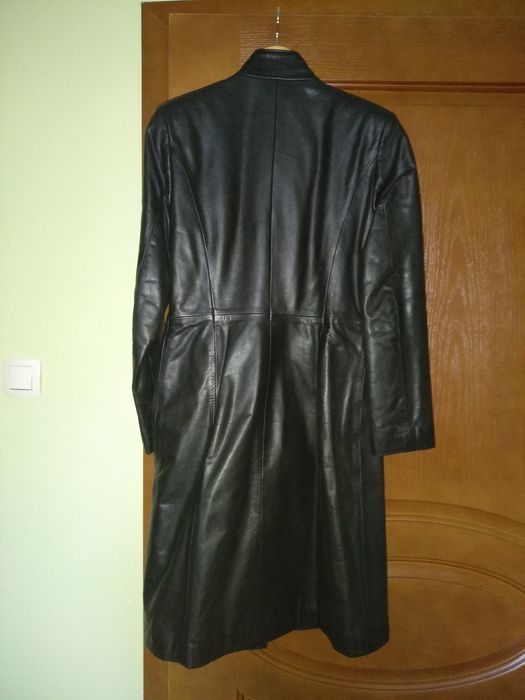 Дамско кожено манто