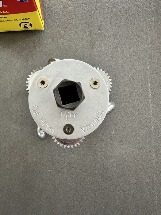 Скоба за маслен филтър тип паяк - права и крива Rico