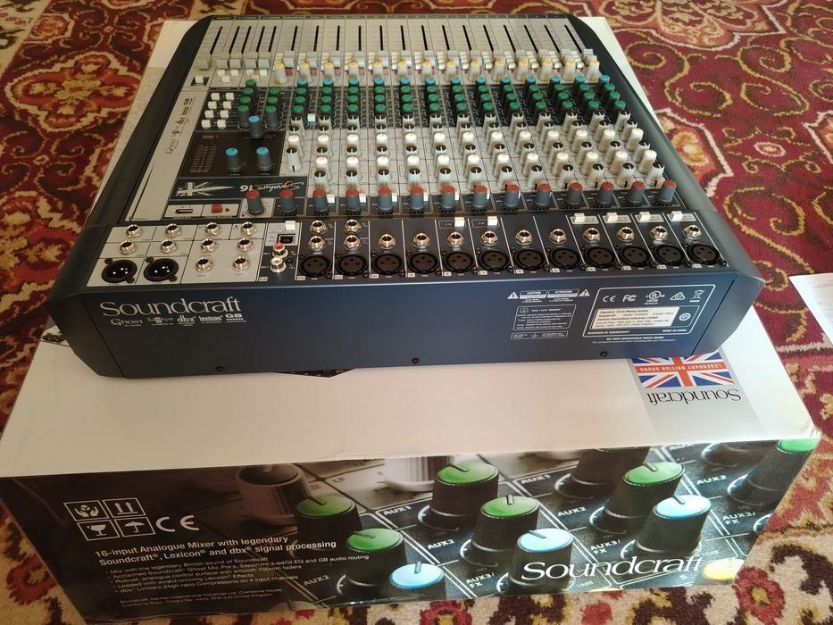 Vând mixer 16 canale Souncraft nou