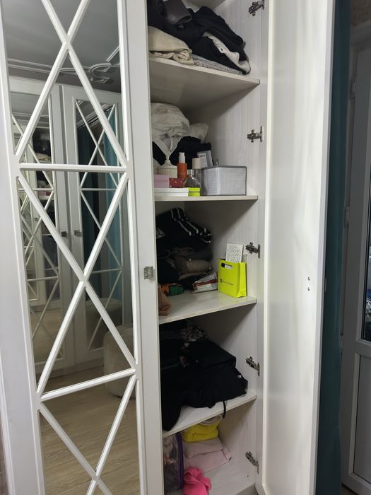 Продам два шкафа