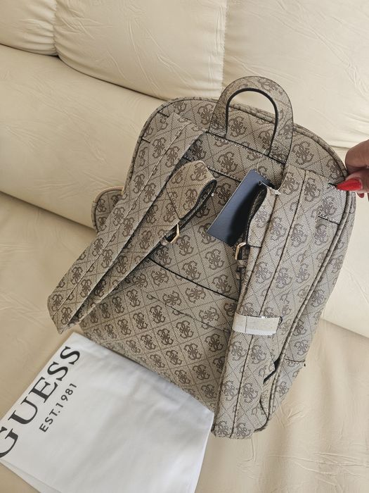Rucsac Guess nou cu eticheta