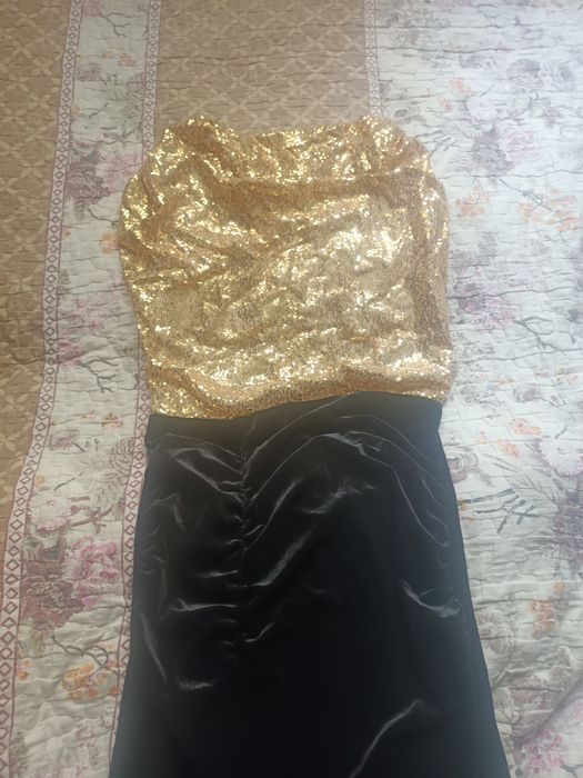 Продам срочно платья