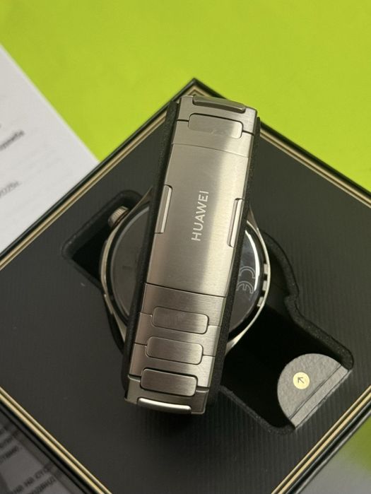 КАТО НОВ 46mm Huawei Watch 5 Yettel Гаранция 2026г. Titanium