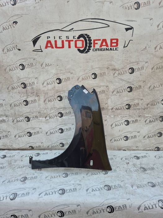 Aripa stanga Dacia Logan 2,Sandero 2 an 2012-2013-2014-2015-2016-2020