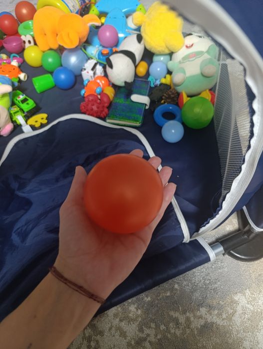 Манеж для детей до года