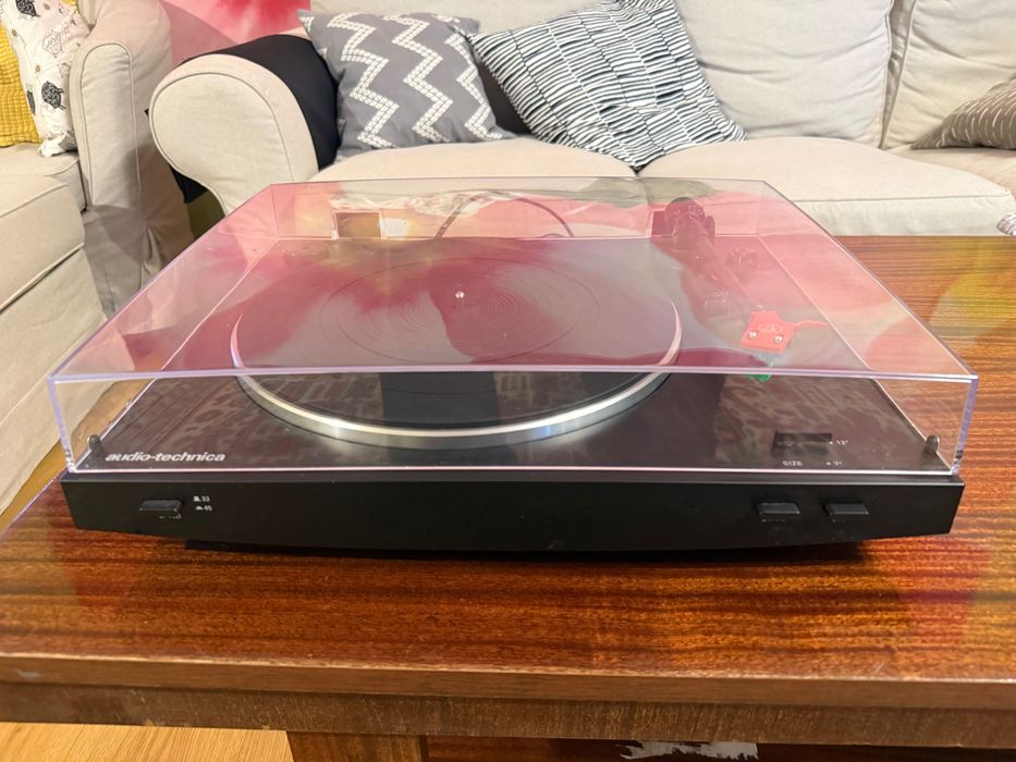 Грамофон Audio Technica At-LP3 с доза VMN-95e
