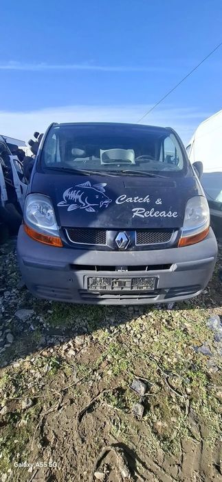Dezmembrez Renaul Trafic Opel Vivaro
