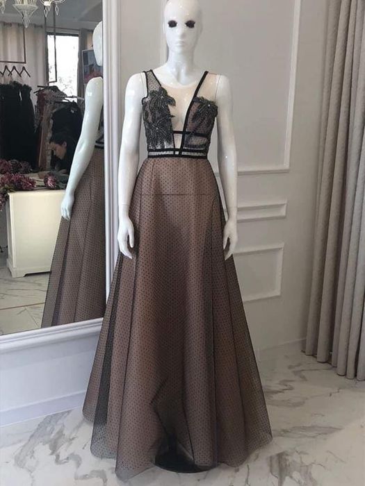 Абитуриентска рокля