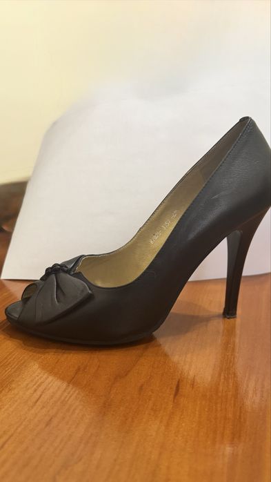 Продам Туфли    женские