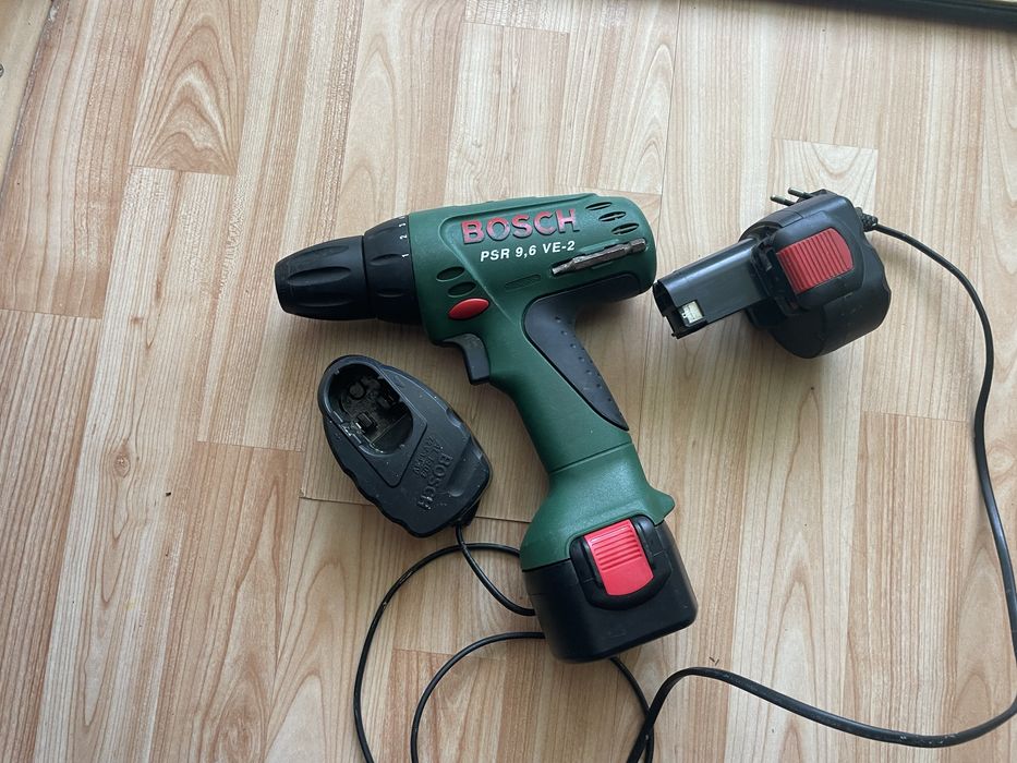 Infiletanta bosh 9,6v cu baterie noua