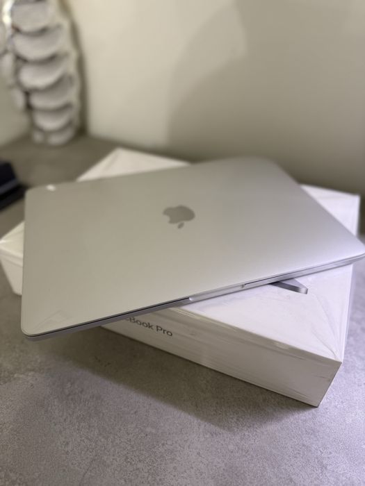 MacBook Pro 13 Touch Bar 256 gb