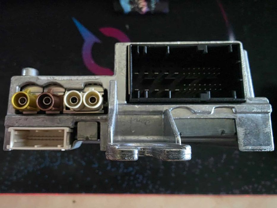 Modul RAM ( Receiver Audio Module ) B273 , HW D3-7.0 , model MID , DAB , ECE compatibil cu BMW G01 G05 G16 G20 G30 G80 G82