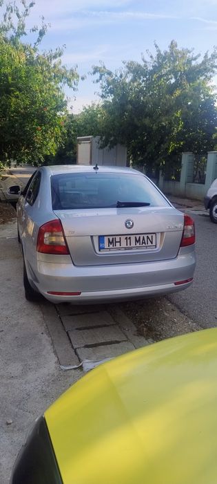 SKODA Octavia 2012 — imagine 4