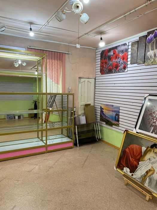 Продам магазин  "Сюрприз"