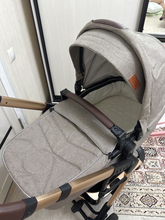 Продам Коляску 3в1