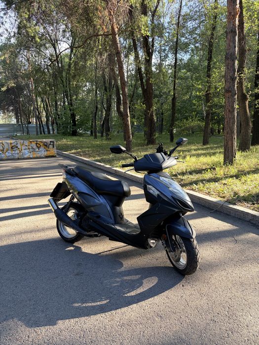 Скутер Racer stells