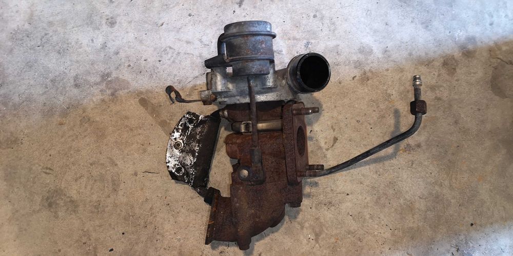 Turbină / Turbosuflantă 2.3 HPi / Multijet Euro 4 Iveco Daily / Fiat Ducato - Cod 504071260