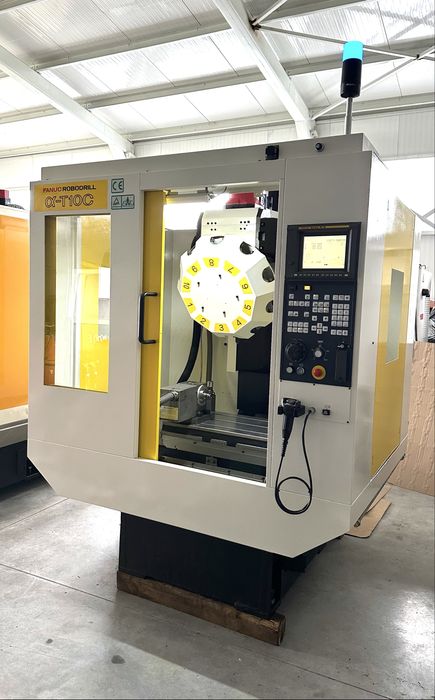 CNC фреза с ЦПУ Robodrill Fanuc Вертикален Обработващ център