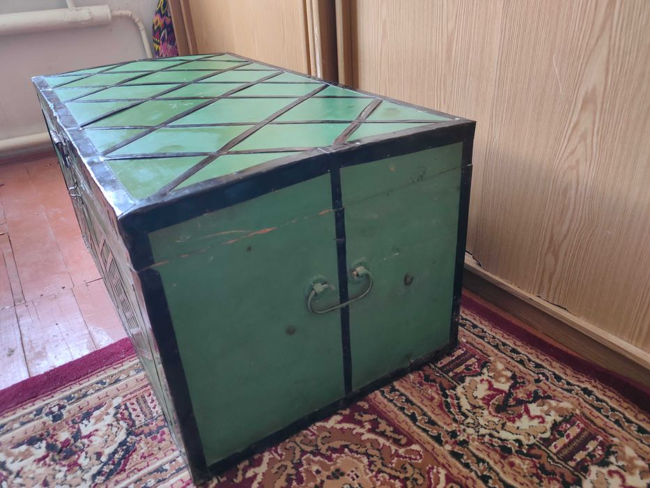 Сундук деревянный, старинный, раритетный. Сандық (Арша -ққ)