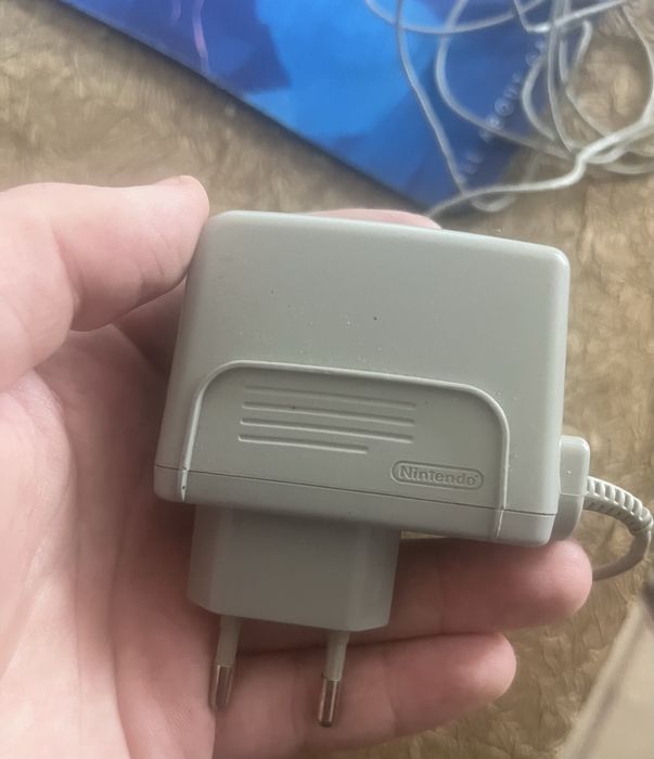 Nintendo Old 3DS - Roz - Modat - 8 jocuri incluse