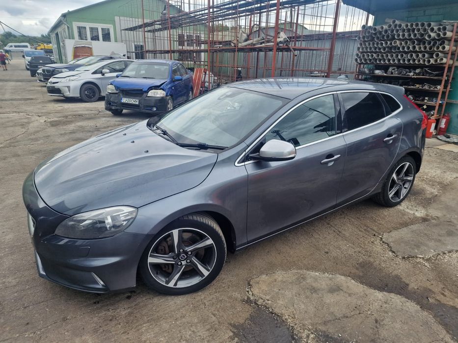 Dezmembram Volvo V40 2014 2.0d D5204T6