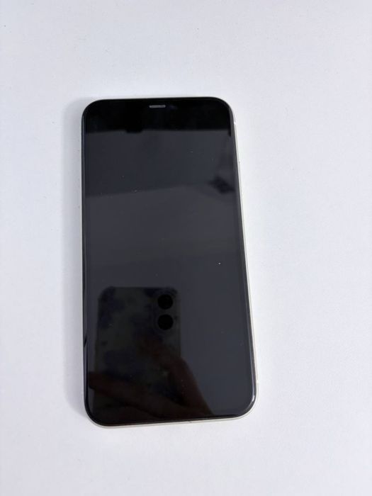 Продам Iphone 11