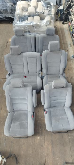 Комплект сидений Toyota Alphard
