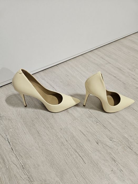 Официални обувки от естествена кожа на тънък ток Eva Longoria