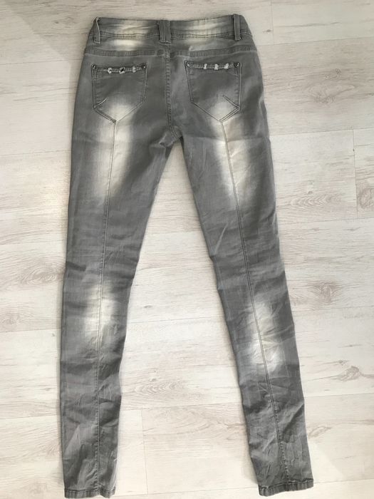 Дамски Дънки - три на цената на две