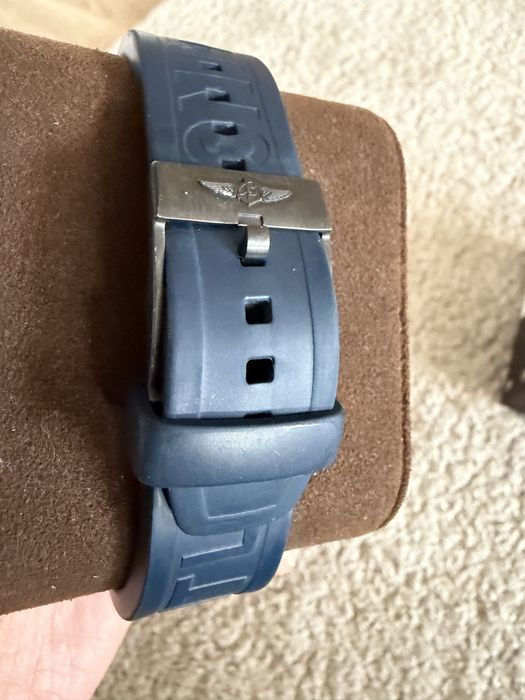 Breitling Chronospace Evo Night V7333010