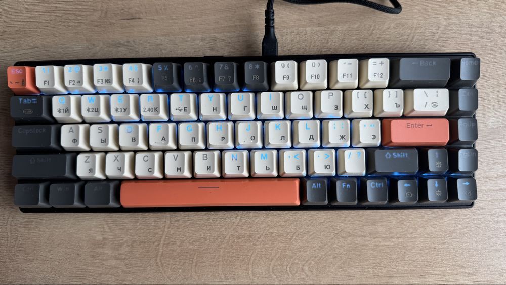 Игровая клавиатура Two Hands Up беспроводная THU-FVQ68