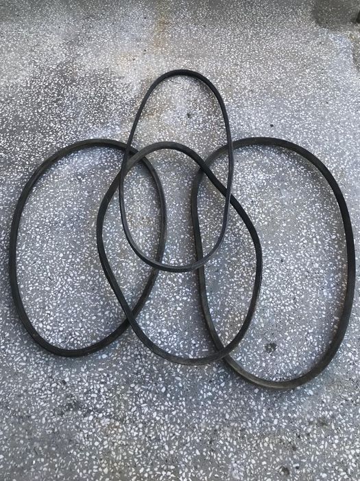 Машинни ремъци различни размери