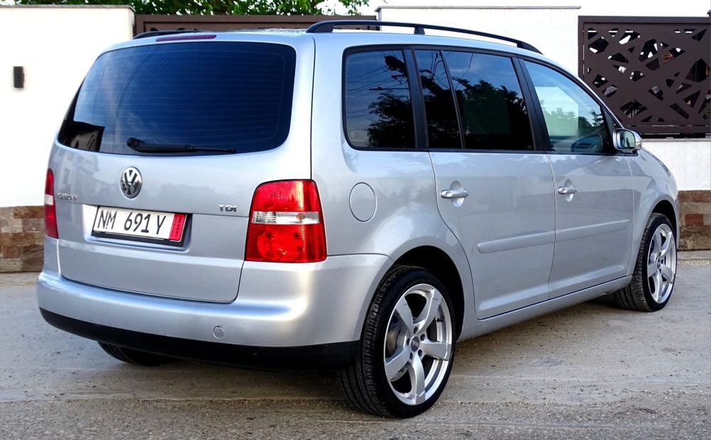 VOLKSWAGEN  TOURAN 2006 ‼️1.9 TDI‼️6 Trepte ‼️7 Locuri