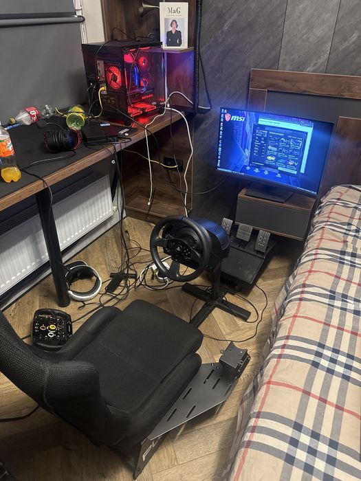 Игровой руль кокпит симулятор  2 руля thrustmaster 300rs gt