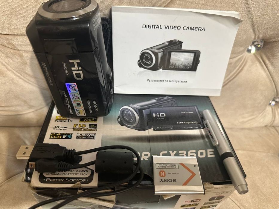 Видео камера сотилади