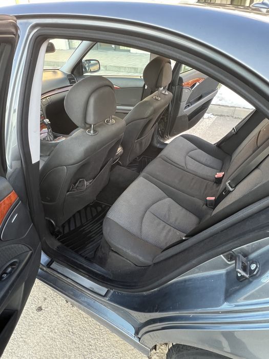 Merceses Benz E220 CDI