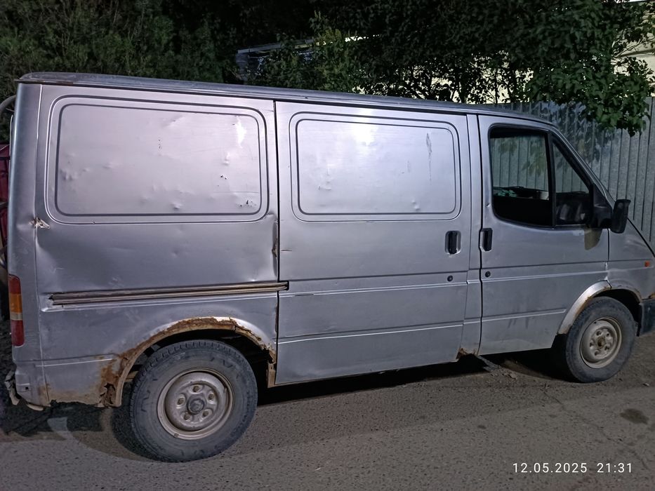 Ford transit  полугрузовик