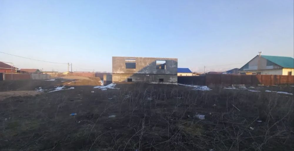 Продам участок с домом 12 соток