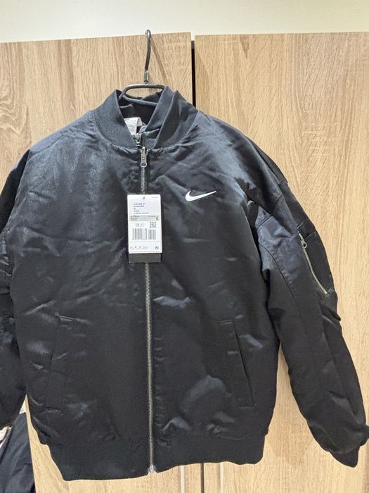 Оригинално яке Nike с две лица