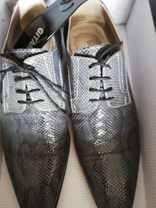 Продавам мъж. обувки