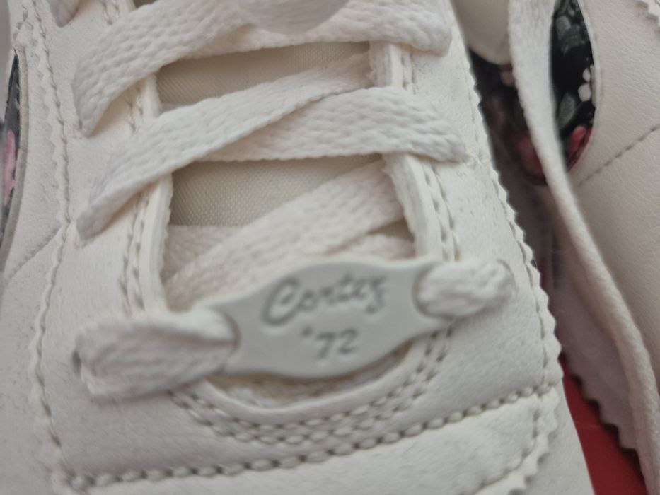 Маратонки Найк Кортез