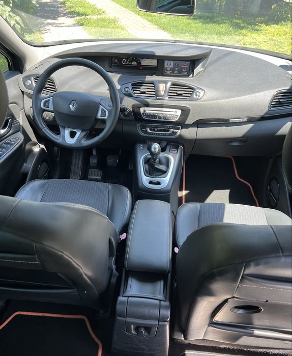 Renault Scenic ||| / 1.9 dci 131 cp / Bose edition / 8 roti