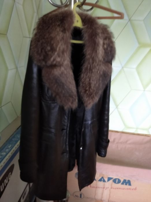 Кожаные куртки женские