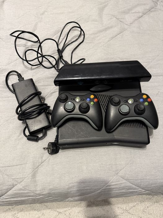 Consolă Xbox 360 Modat